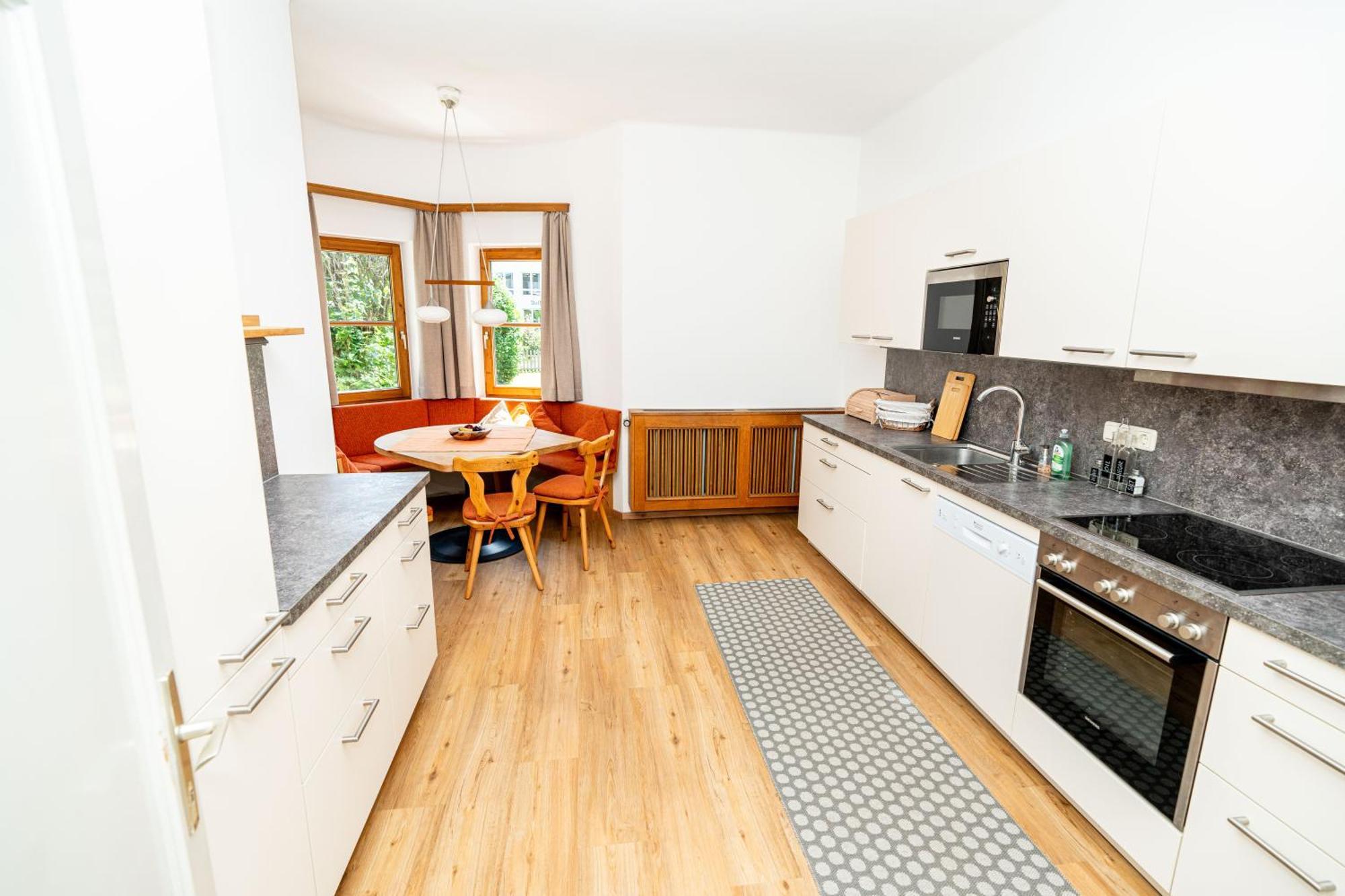 City Center Rooms Kitzbuehel エクステリア 写真