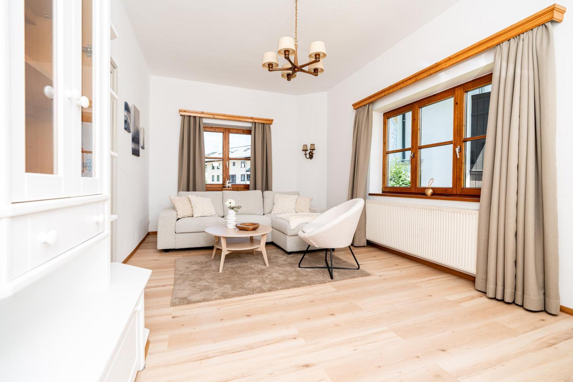 City Center Rooms Kitzbuehel エクステリア 写真